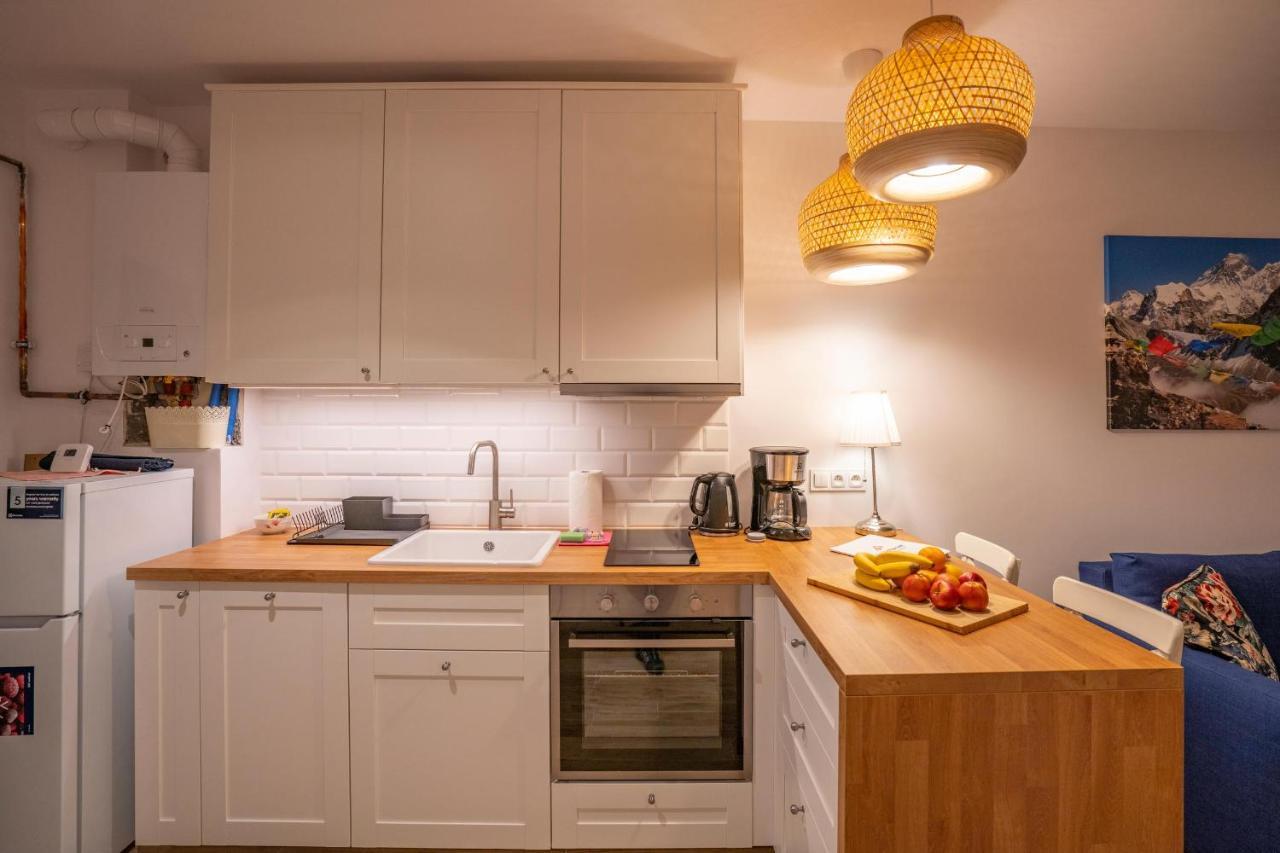 Rentplanet - Apartamenty Schroniskowa ชกลาร์สกา ปอเรมบา ภายนอก รูปภาพ