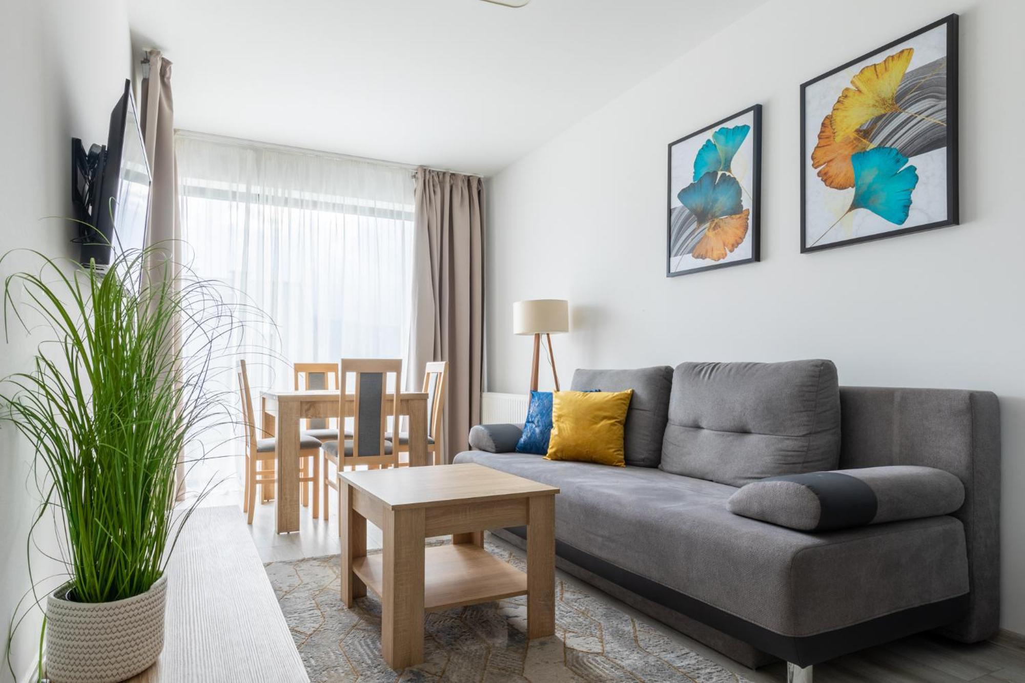 Rentplanet - Apartamenty Schroniskowa ชกลาร์สกา ปอเรมบา ภายนอก รูปภาพ