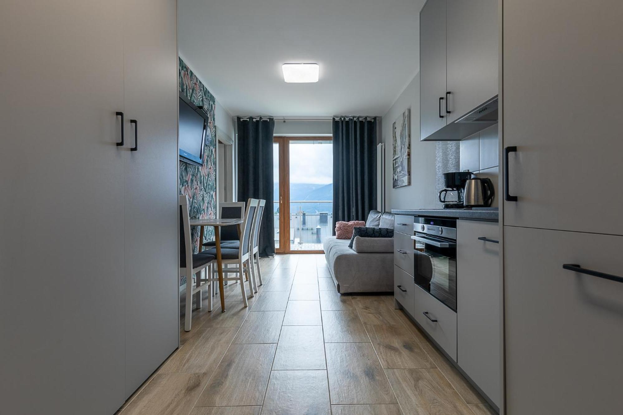 Rentplanet - Apartamenty Schroniskowa ชกลาร์สกา ปอเรมบา ภายนอก รูปภาพ